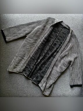 Peruvian Connection Gray & Black Sweater Cardigan M/L